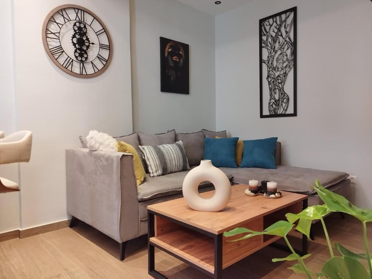 Luxurious Apartment In The Heart Of Town ! Loutráki Exteriör bild