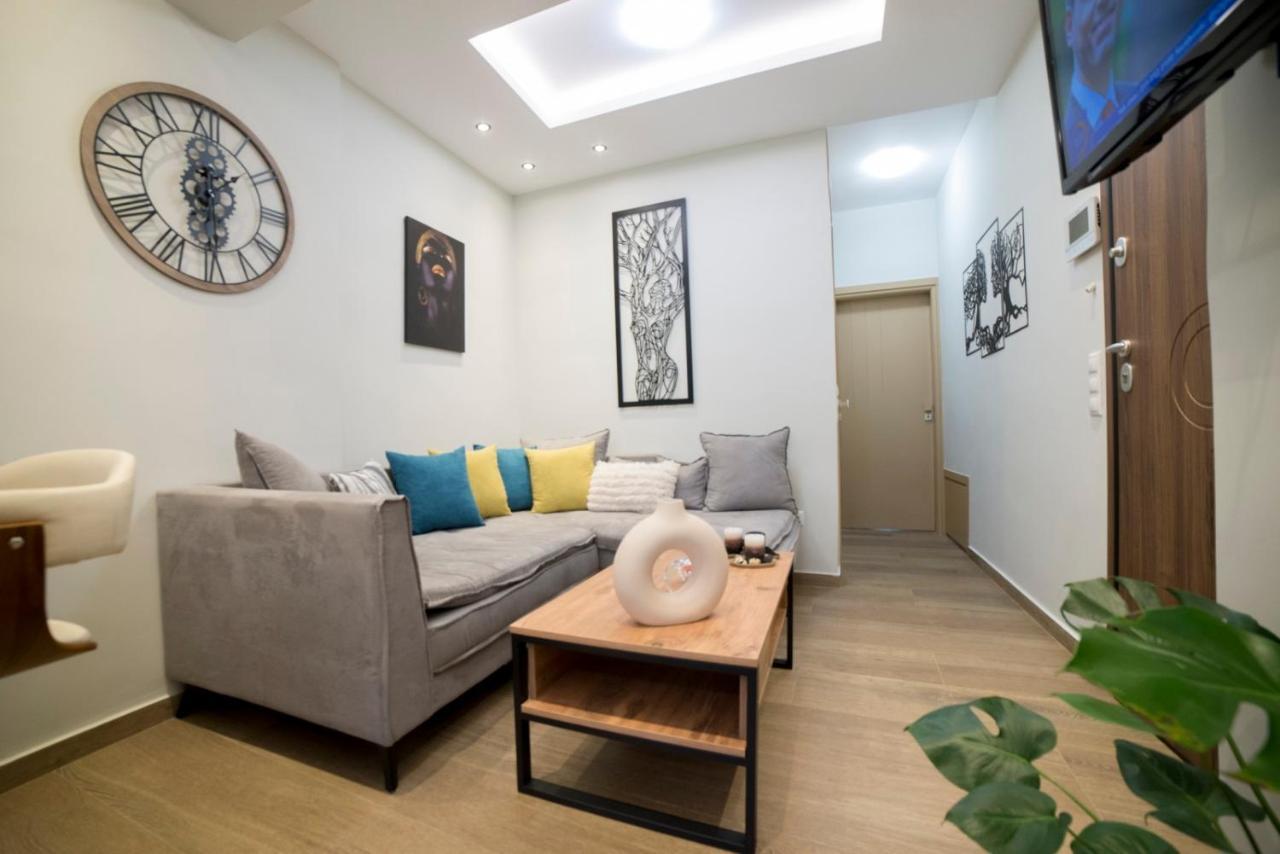 Luxurious Apartment In The Heart Of Town ! Loutráki Exteriör bild